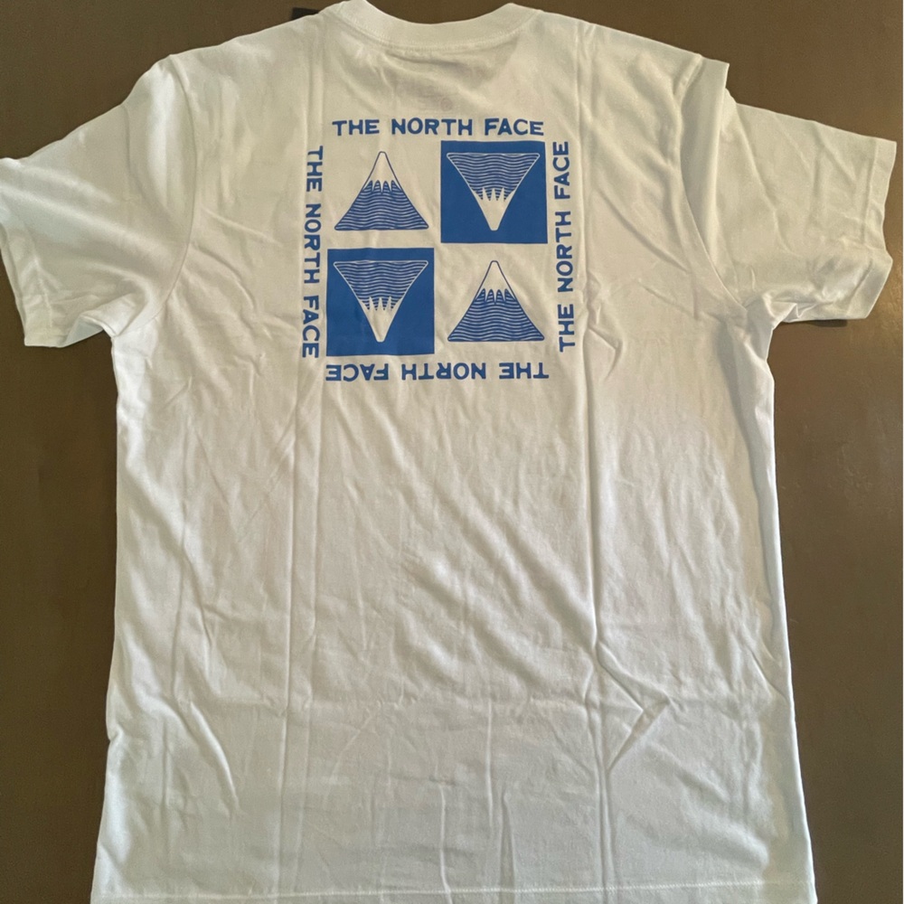 North Face T Shirt. Brand new with tags.